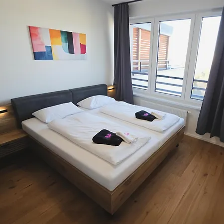 Komfortny Blizko Hlavnej Ulice S Klimatizaciou N4 Apartment *